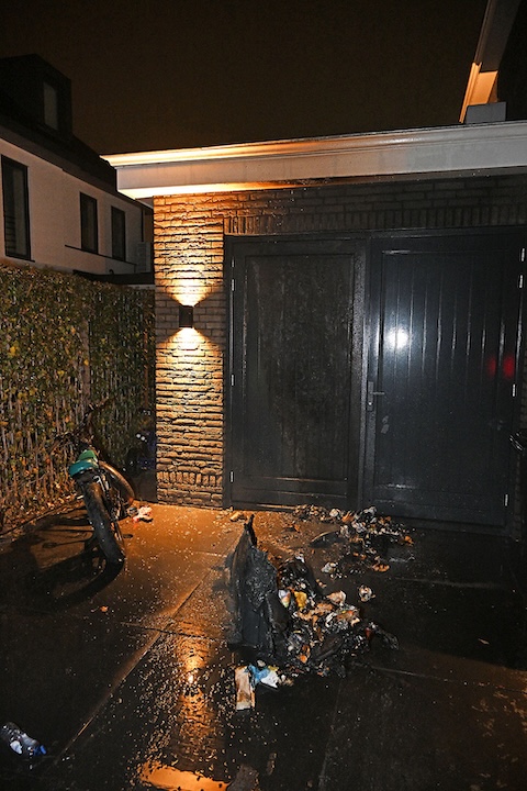 2025/15/20250119-20u50_gb_006_brand_woning_sloterweg.jpg